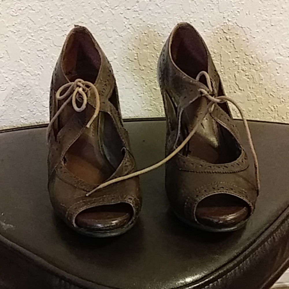 Gianni Bini -Womens Ankle Heels
